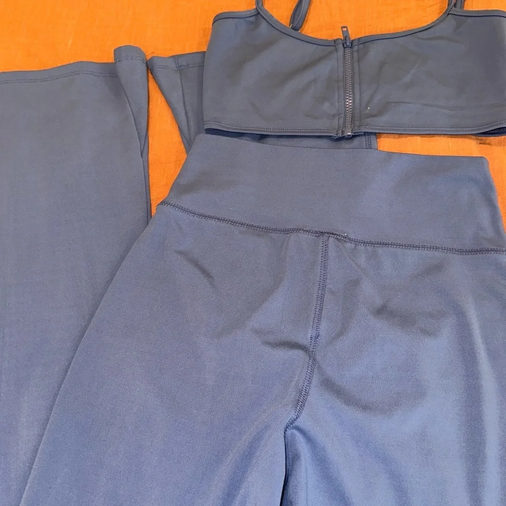 Blue Workout set - Picture 3 of 4